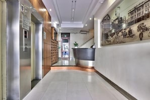 Căn hộ Deluxe, quang cảnh núi | Khu sảnh