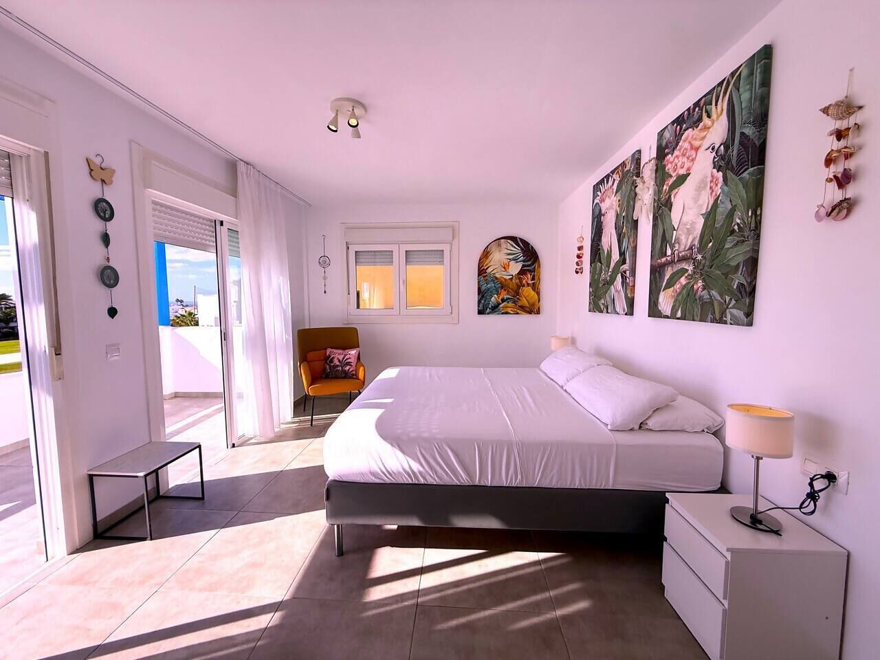 Iron/ironing board, travel crib, WiFi, bed sheets