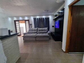 Smart TV y futbolito