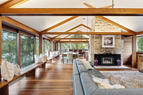 The Tree House, Cottage Point - Back to Nature. Peaceful, Tranquil, Lush