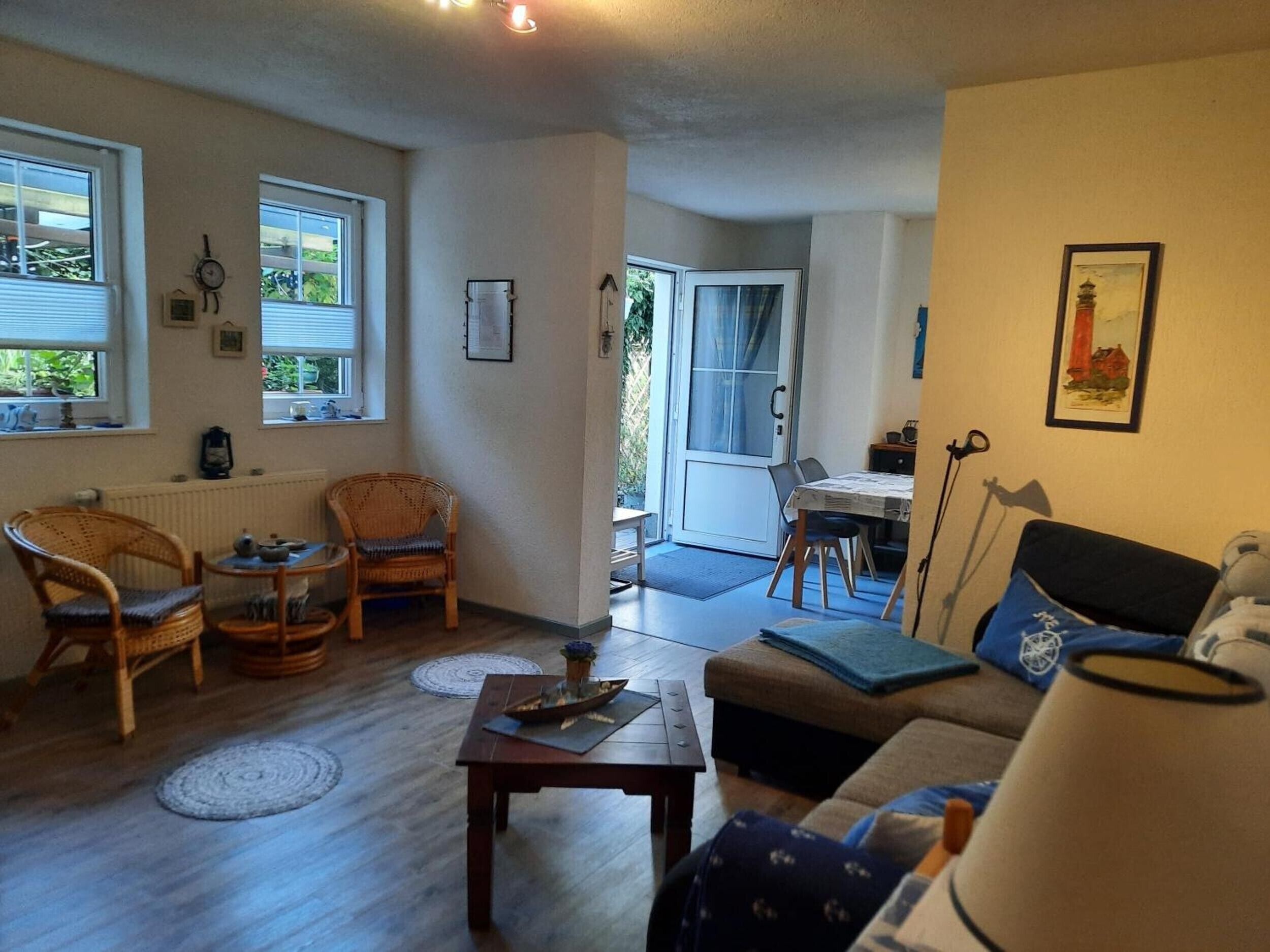 Fernseher, DVD-Player, Stereoanlage