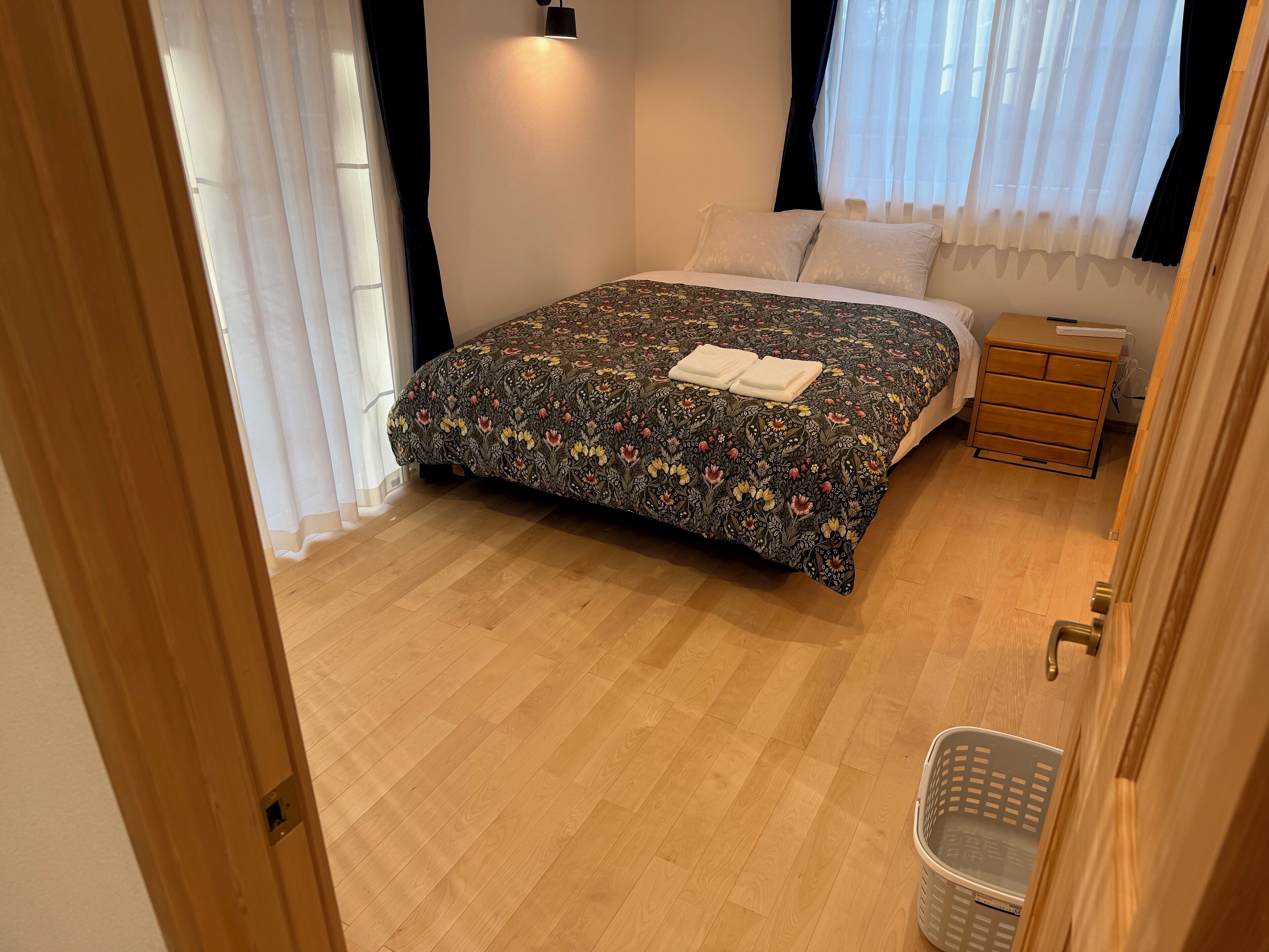 熨斗/熨衣板、上网接入、床单