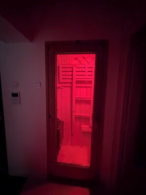 Interior - Spa Apartment With Sauna 3 Bedrooms Center Bucharest (București)