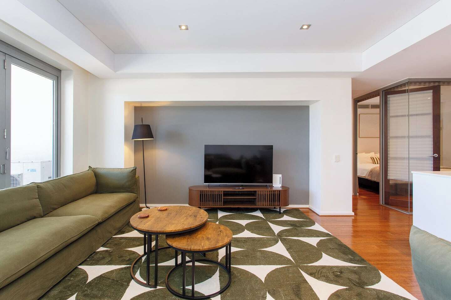 Portview | 3br King Beds + Balcony And Communal Pool - Fremantle