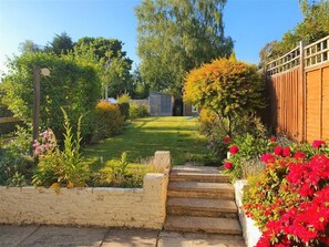 Property grounds - 3 Bed in Belper (oc-dcbobb) (Belper)