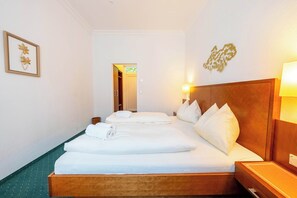 Room - Hotel Krug Double Room | Breakfast | Garden (Gumpoldskirchen)