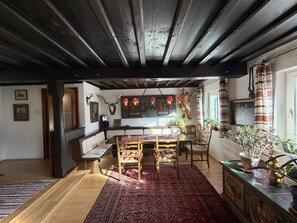 Dining - Villa Erlauf | Parking | Balcony | Lakefront (Mitterbach-Seerotte)