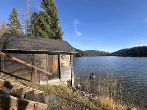 Exterior - Villa Erlauf | Parking | Balcony | Lakefront (Mitterbach-Seerotte)