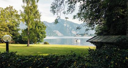 Villa Traunstein | Parking | Sauna | Lakefront