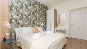 Fer et planche Ă repasser, Wi-Fi, draps fournis