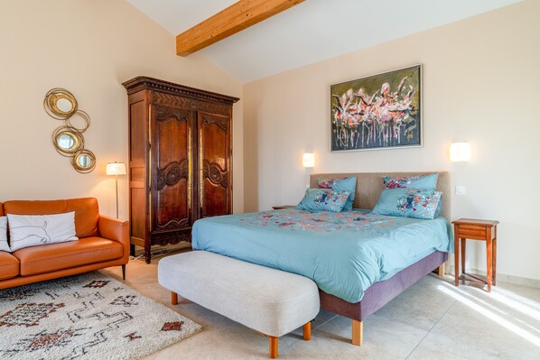 1 habitación, wifi y ropa de cama 