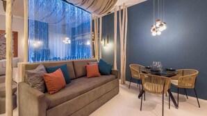 Interior - Welcome to Blue Perlage, your oasis of luxury and relaxation, nestled in the heart of Vernazza, one of the pearls of the Cinque Terre.Blue Perlage is not just a place to sleep but a true sensory experience.The sophisticated and modern design of the inter (Vernazza)