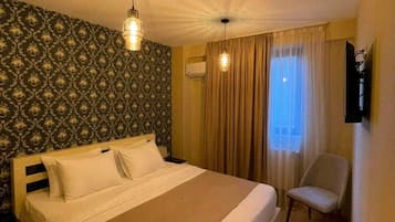 In-room safe, iron/ironing board, free WiFi