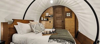 Covered Wagon with Salt Water Hot Tub