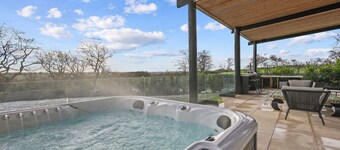 The Nordic Barn - North East Escapes