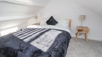 4 bedrooms, individually decorated, individually furnished, free WiFi