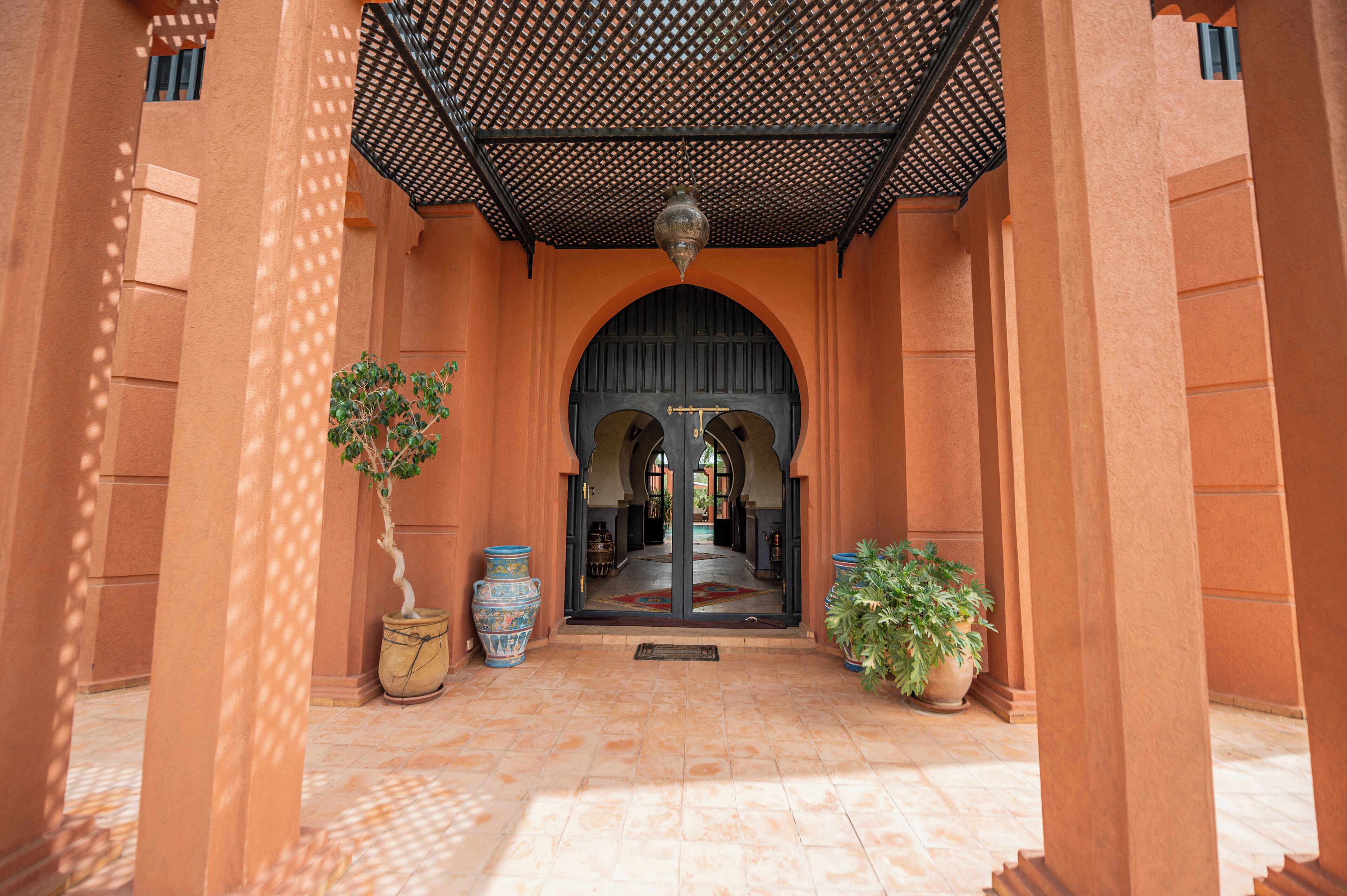 Mặt tiền nơi lưu trú