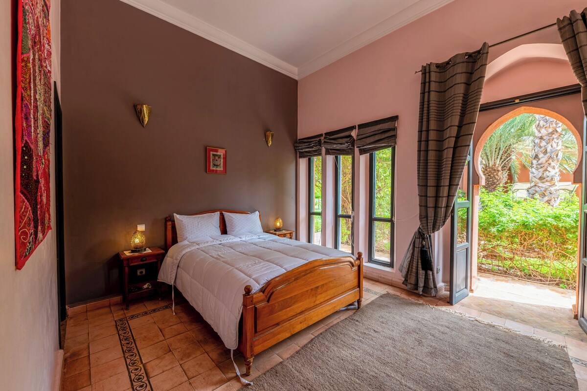 Double Room, Pool View | In-room safe, soundproofing, iron/ironing board, free WiFi