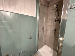 Bathroom - Seafront Studio with Balcony and Private Parking (Argelès-sur-Mer)