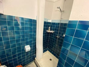 Bathroom - 4-Person Apartment with Terrace and Parking, Argelès-sur-Mer (Argelès-sur-Mer)
