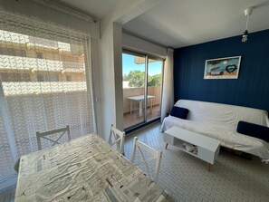 Interior - 4-Person Apartment with Terrace and Parking, Argelès-sur-Mer (Argelès-sur-Mer)