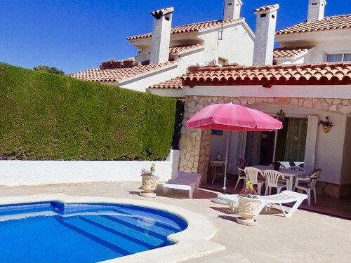 Villa à Miami Platja avec piscine privée et parking