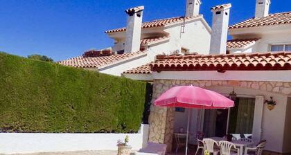 Villa à Miami Platja avec piscine privée et parking