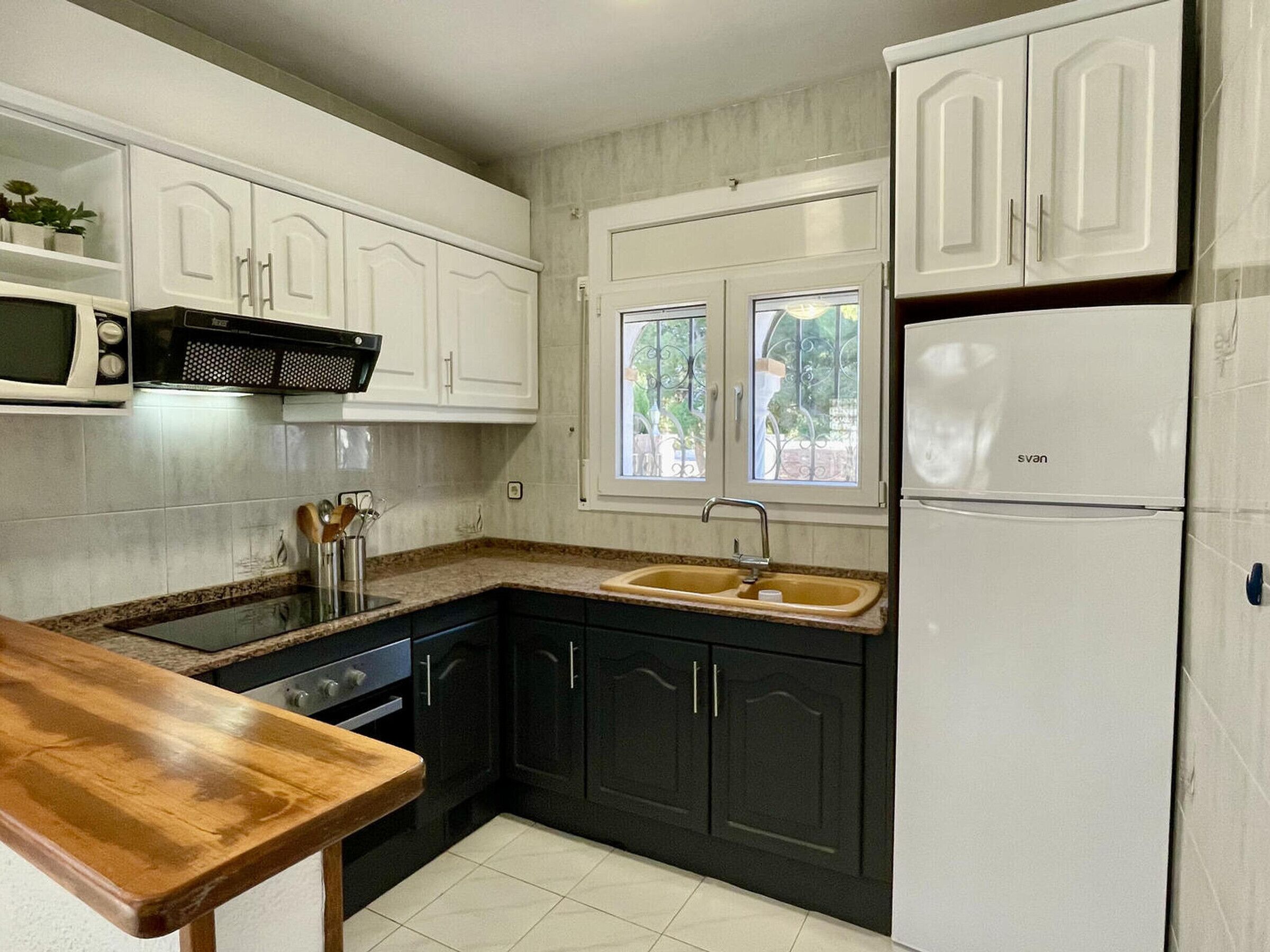 Microwave, oven, coffee/tea maker, toaster