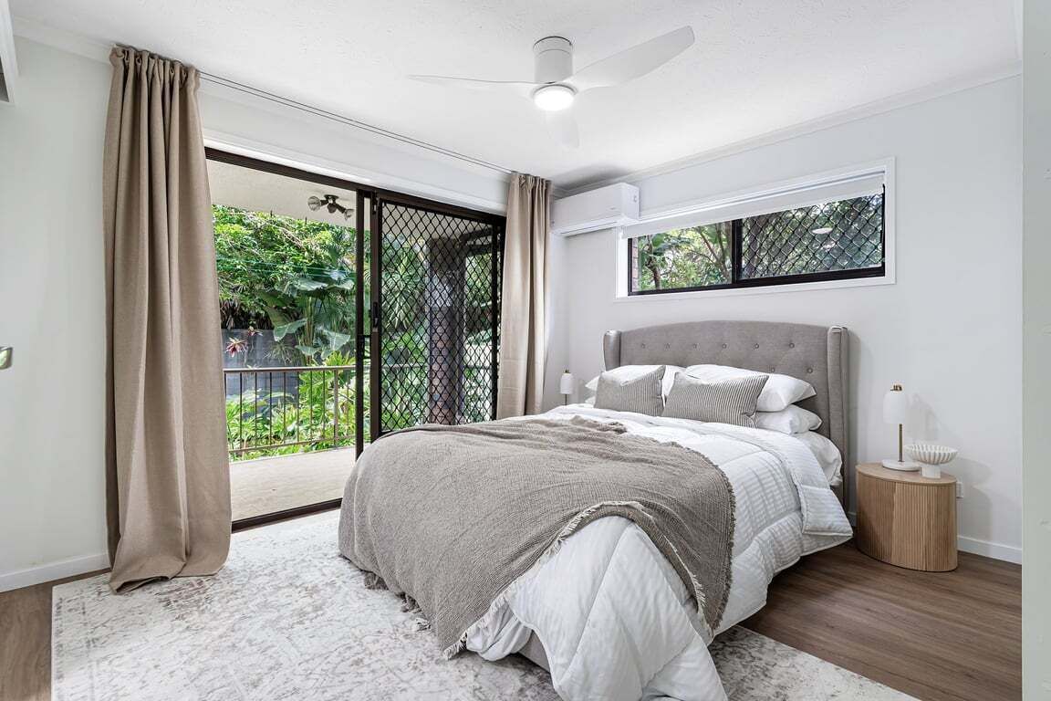 Una scrivania, ferro/asse da stiro, Wi-Fi, lenzuola