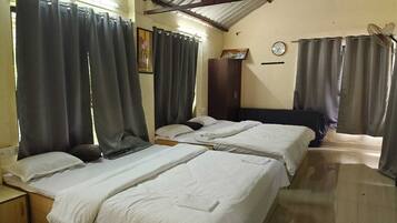 Family Room | Free WiFi