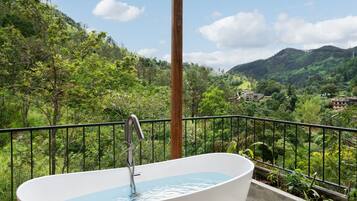 Premier Double Room, Balcony, Mountain View