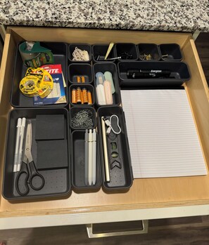 Sèche-cheveux, serviettes fournies