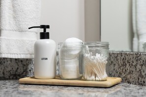 Hair dryer, towels - 207 | Family 3BR Mountain Stay on Midway Main St Near Park City & Deer Valley Ski Resorts (Midway)