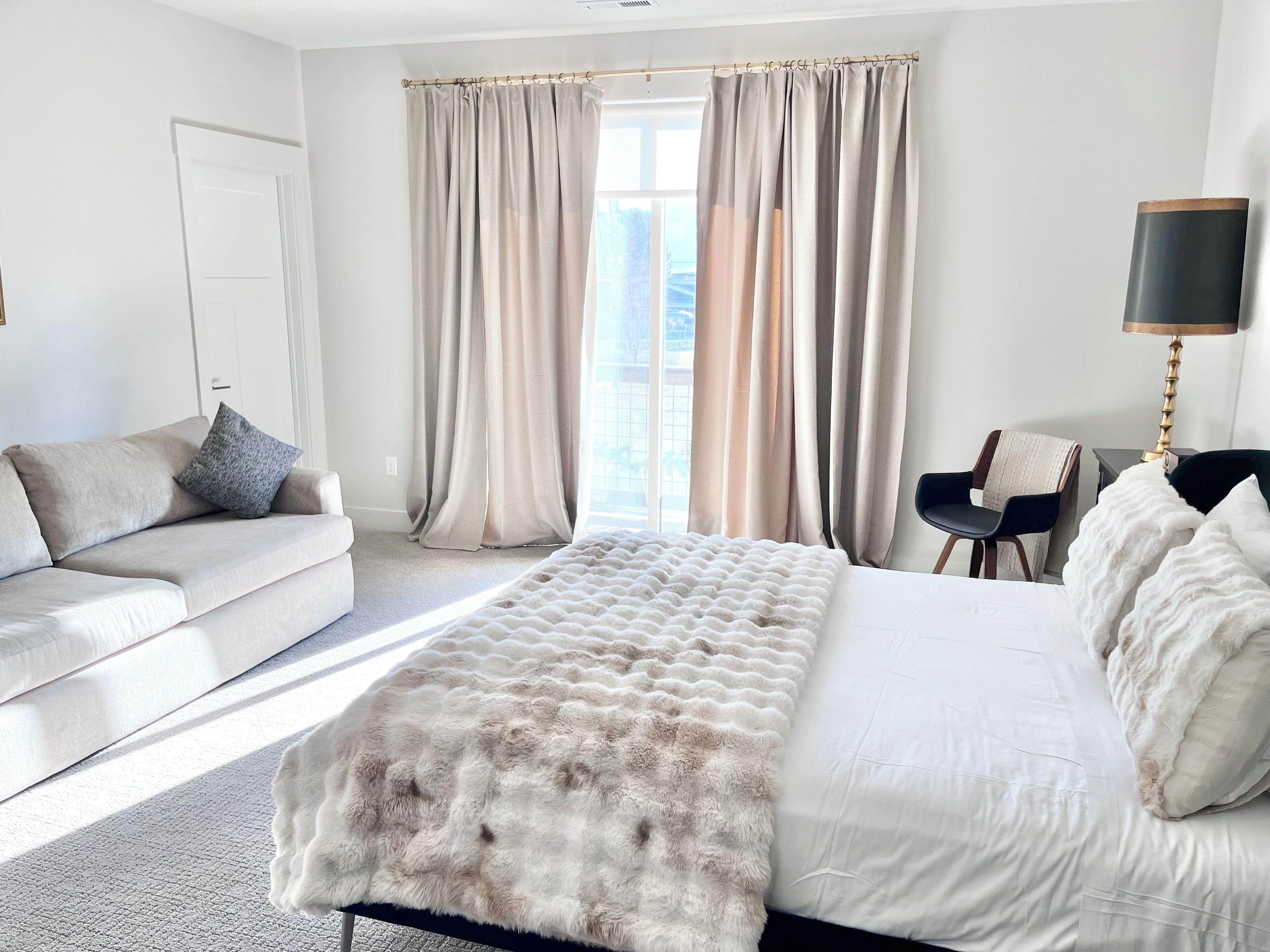 3 bedrooms, desk, free WiFi, bed sheets