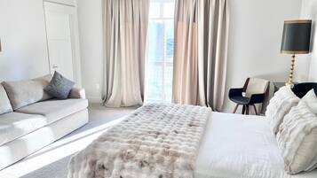 3 bedrooms, desk, free WiFi, bed sheets