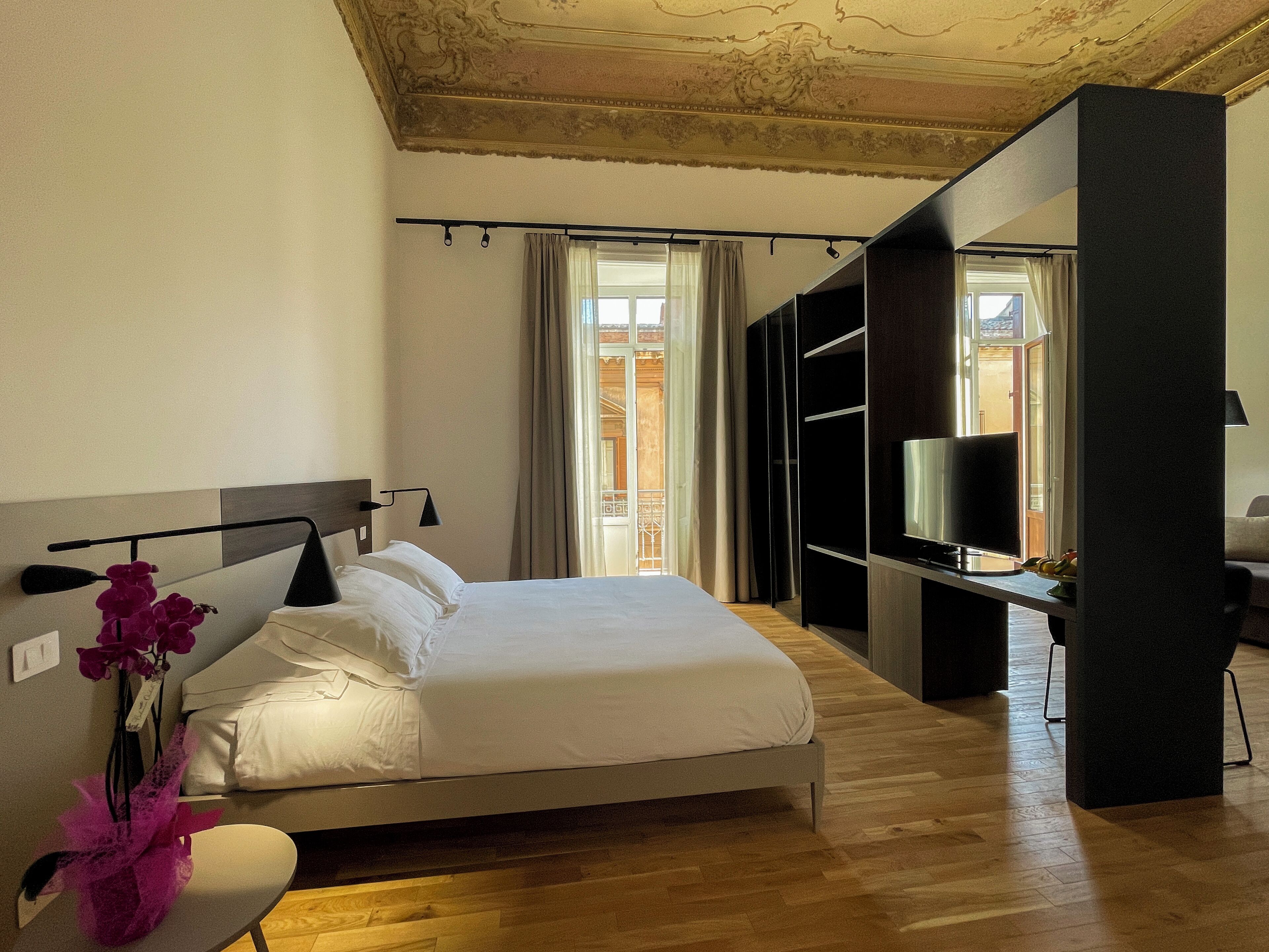 Skrivebord, gratis Wi-Fi