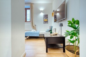 2 bedrooms, iron/ironing board