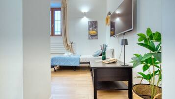 2 chambres, fer et planche Ă repasser