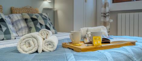 2 bedrooms, iron/ironing board