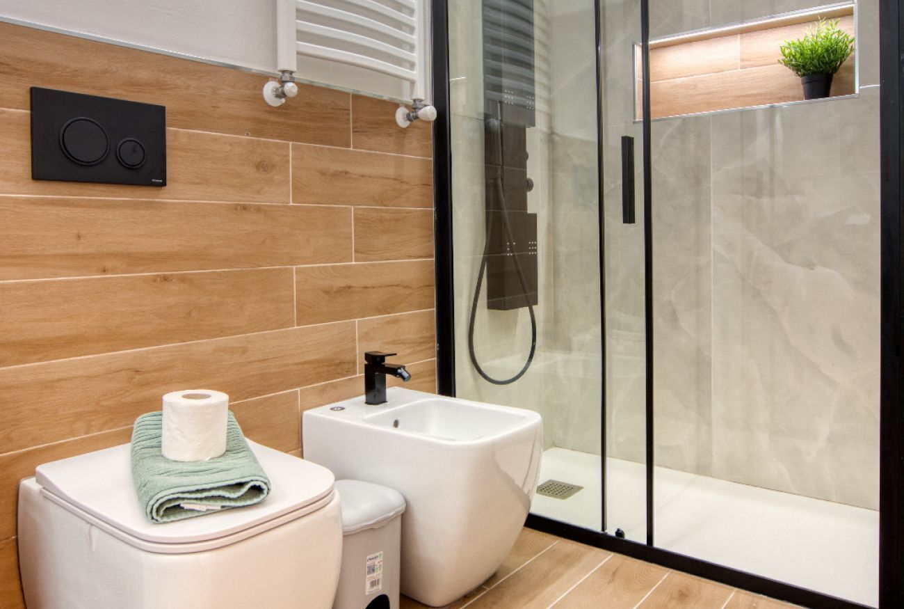 Shower, bidet