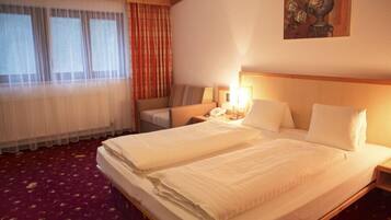 セーフティボックス (室内)、WiFi (無料)、ベッドシーツ