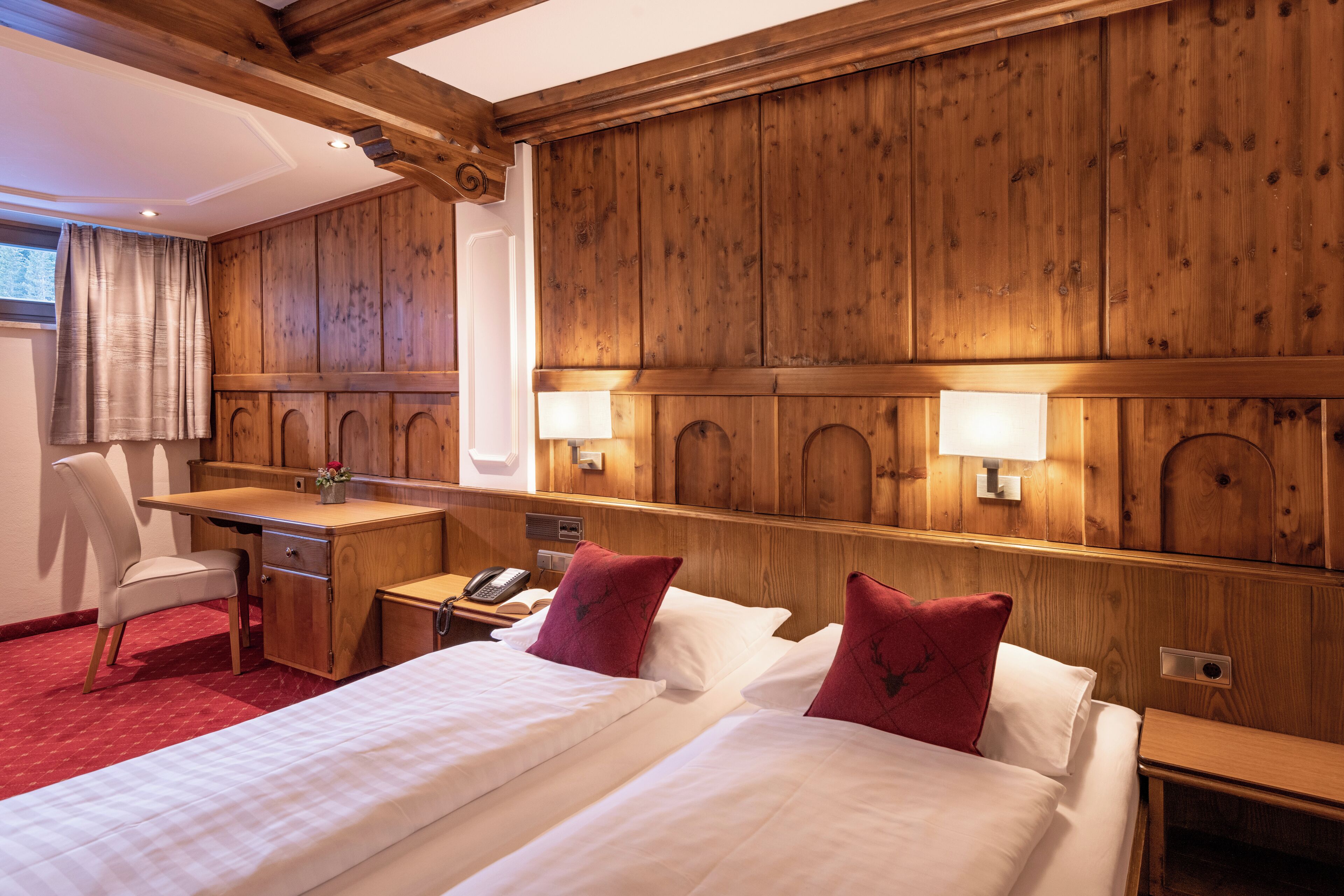 Habitación estándar doble | Caja fuerte, wifi gratis, ropa de cama