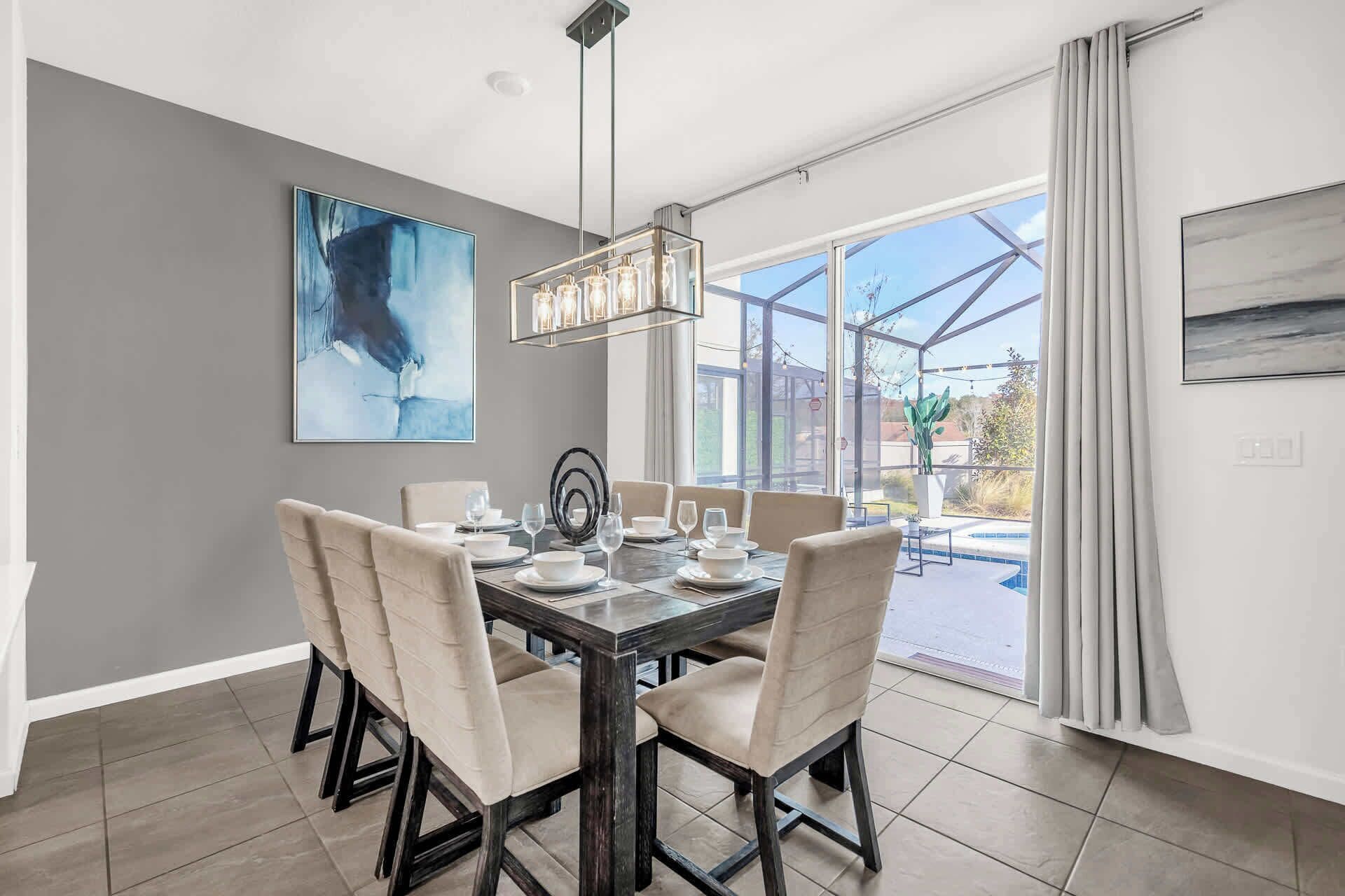 8 bedrooms, Internet