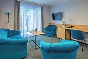 Classic Apartment, Lake View | In-room safe, desk, free WiFi - Hotel Pietrak (Wągrowiec)