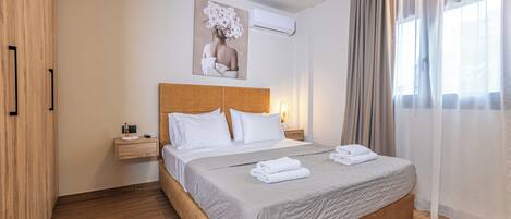 Basic Quadruple Room, Housekeeping, Pool View