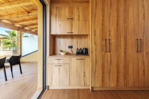 Coffres-forts dans les chambres, chambres insonorisées, Wi-Fi gratuit