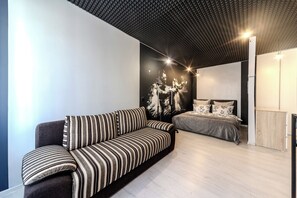 Comfort Apartment, City View | Iron/ironing board, free WiFi - StudioMinsk Romanovskaya Sloboda 12 (Minsk)