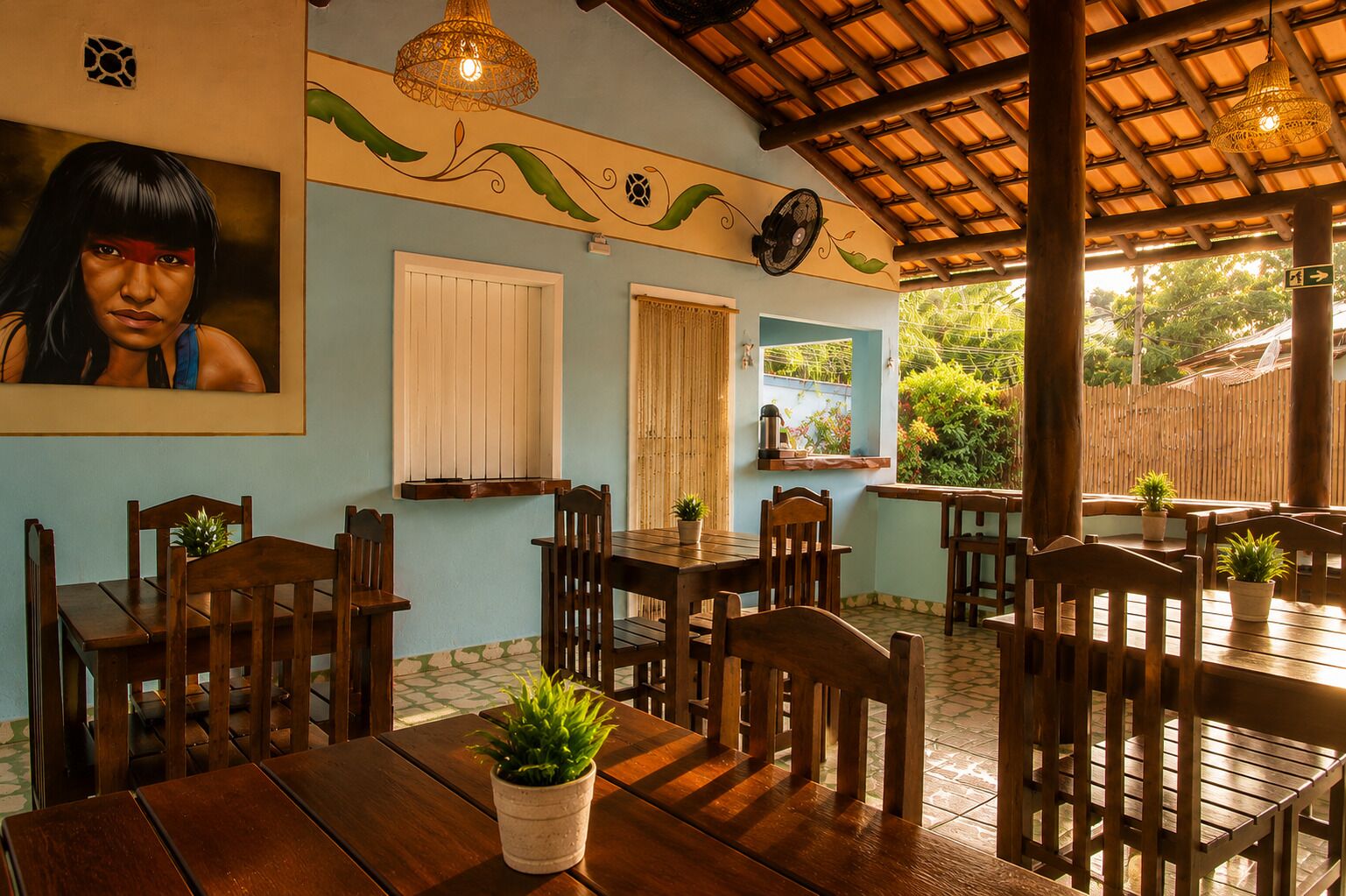 Café da manhã com buffet grátis todos os dias