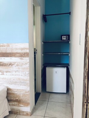 Junior Triple Room, Garden View | In-room safe, iron/ironing board, free WiFi, bed sheets