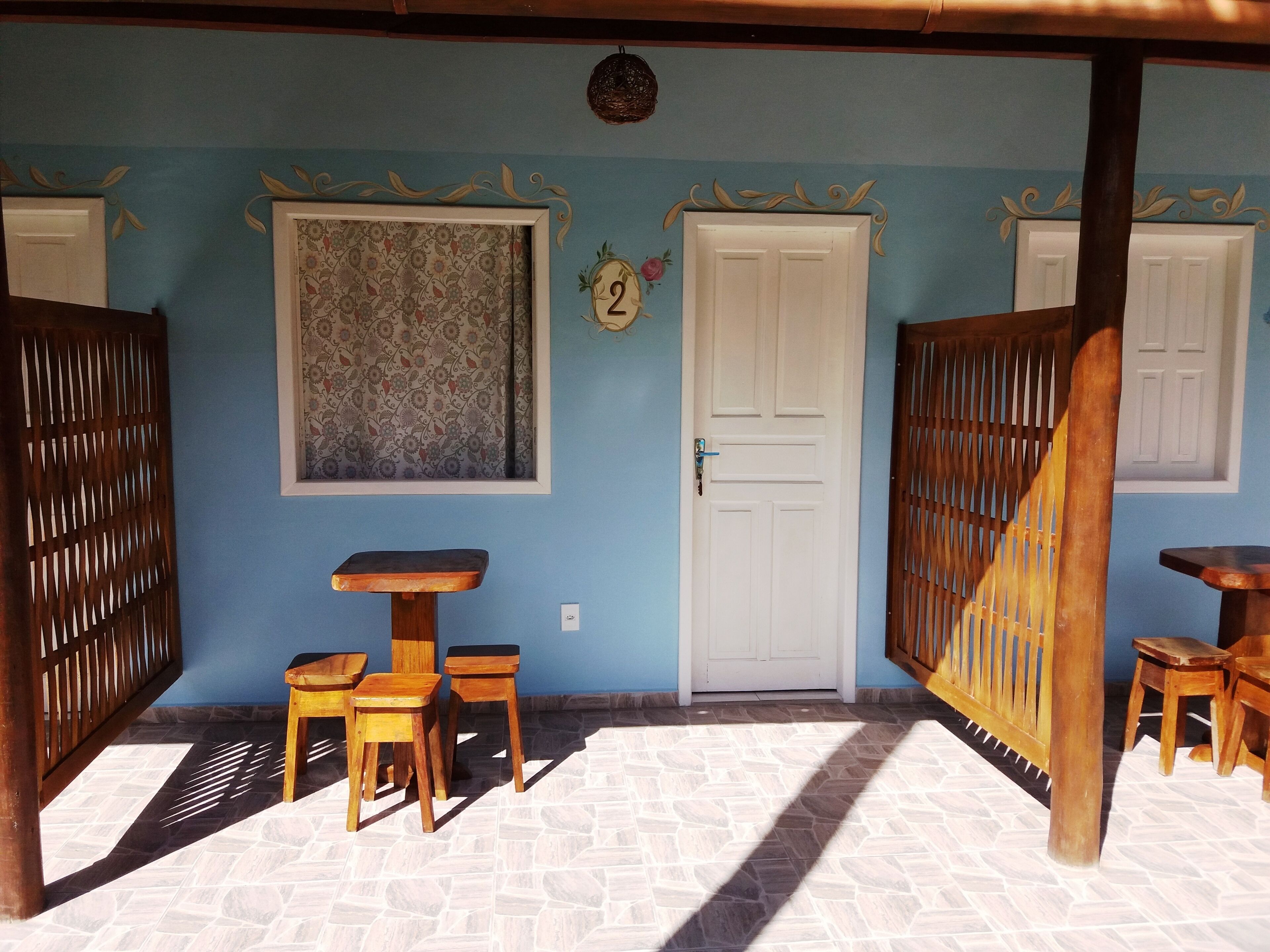 Chambre Triple Junior, vue jardin | Coffres-forts dans les chambres, fer et planche à repasser